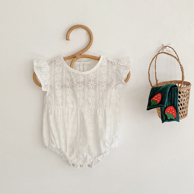 2026 Summer Baby Girls Cotton Lace Trim Breathable Romper with Flutter Sleeves