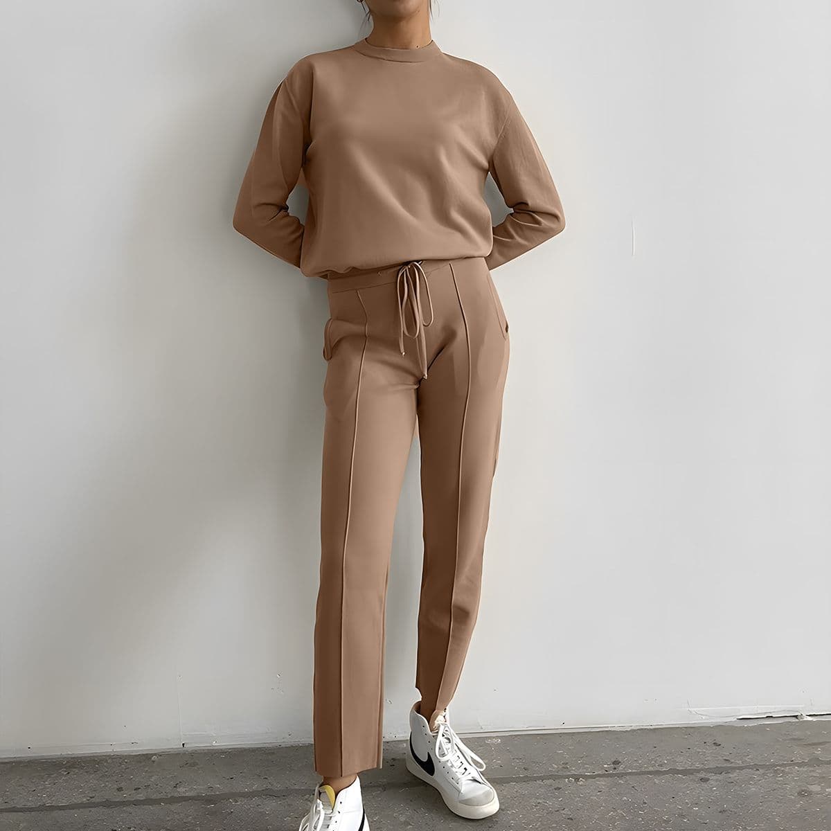 2025 Autumn/Winter New Ins Style Sweater Set for Women, Loose Round Neck Top with Carrot Pants, European and American Knit Sets