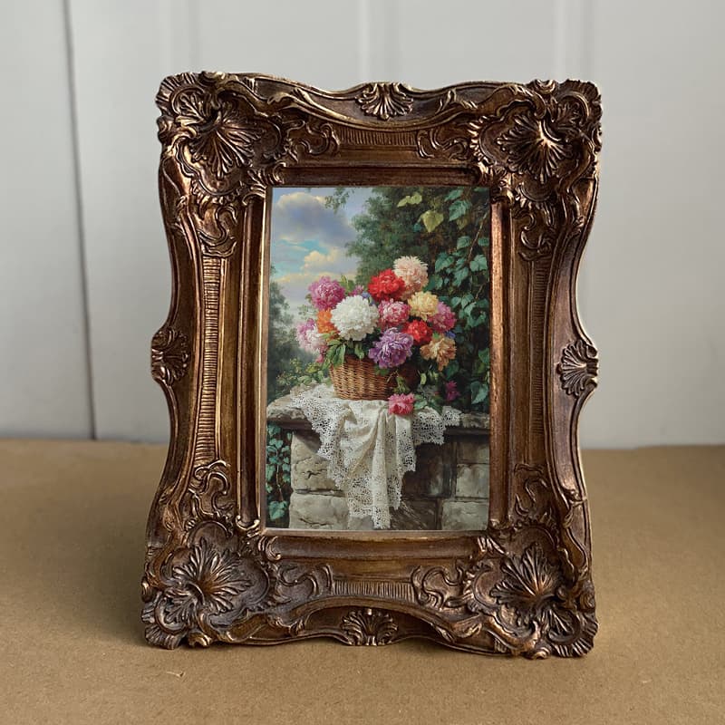 European Wall-Mounted Resin Photo Frame Set for Photo Wall, Resin Tabletop Frame, Vintage Photo Wall Decorative Frame Set