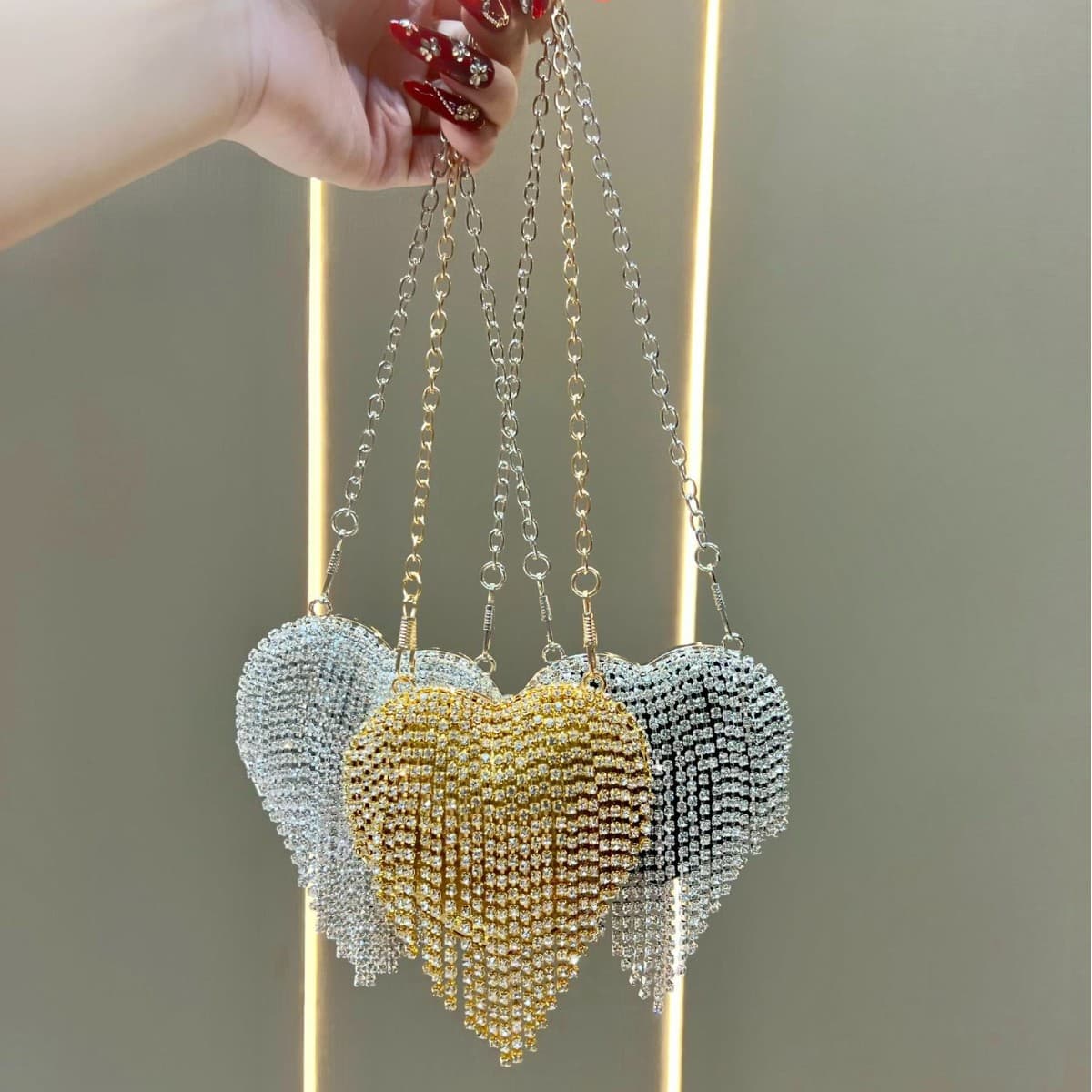 Cross-border Premium Mini Lipstick Bag for Women, Luxury Handmade Rhinestone Heart Chain Bag, Fashionable Versatile Accessory Bag