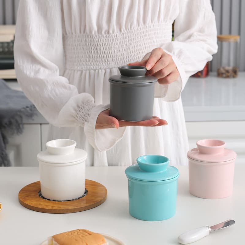 Cross-border Ceramic Butter Dish, Amazon Western-style Cheese Butter Dish Set with Lid, Household Butter Container