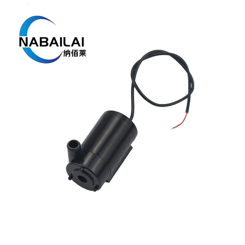Silent Submersible Pump Mini Micro Water Pump DC3V 5V for PC Water Cooling, Compatible with Mobile Phone Charger