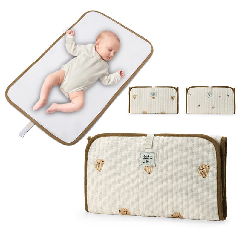 New out-and-out baby diaper pad, portable infant diaper bag, foldable bear portable diaper pad