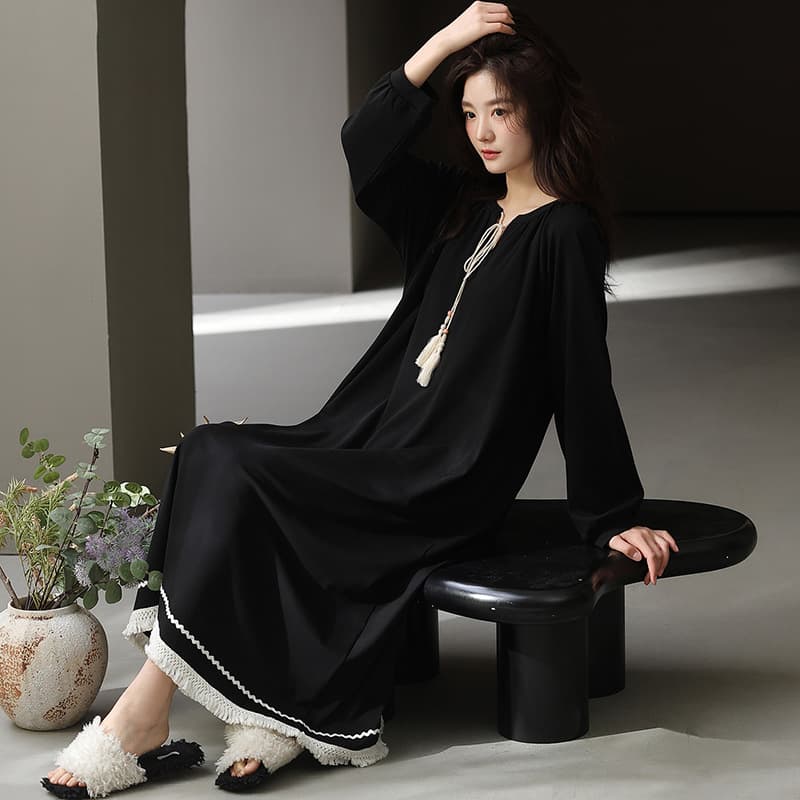 9863 Women's Cotton Nightgown with Built-in Bra Pads for Spring and Autumn