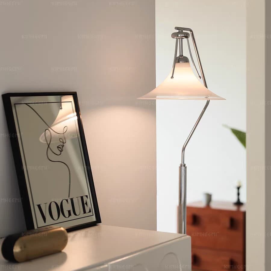 Second-Hand Bauhaus Floor Lamp 2026 New Model Living Room Sofa Side Ambiance Decorative Lamp Magnolia Flower Standing Lamp