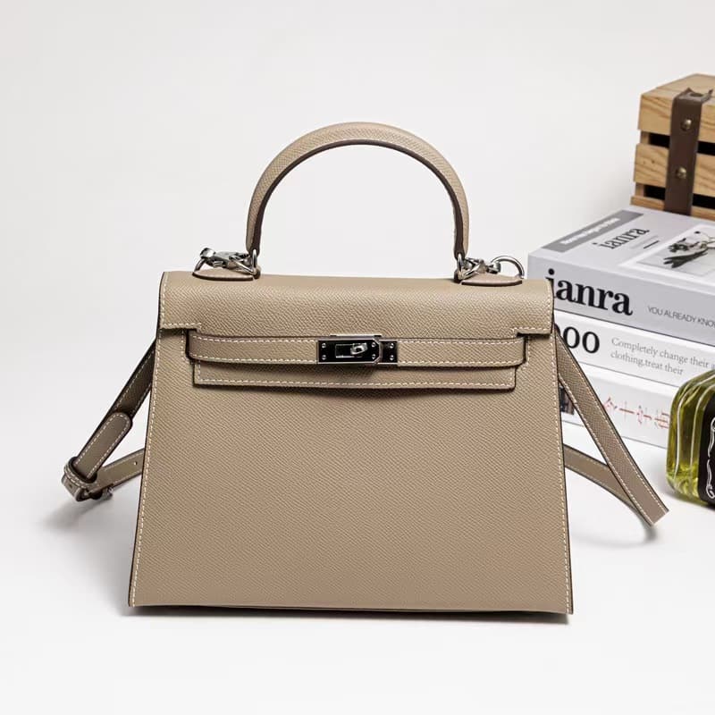 2024 New Easiest for Match Pig Nose Chain Bag Women's Summer High-End Fashion Commuting Shoulder Messenger Bag Small Bag