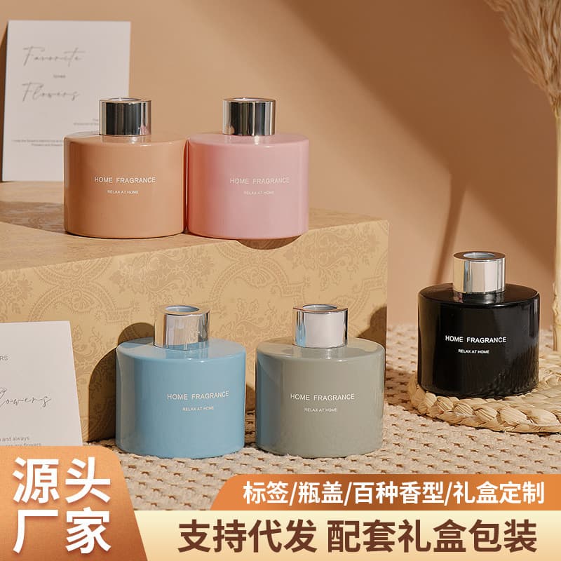 Scented Candle Gift Set Smokeless Soy Wax LED Decoration for Living Room Bedroom Bathroom Fragrance Reed Diffuser