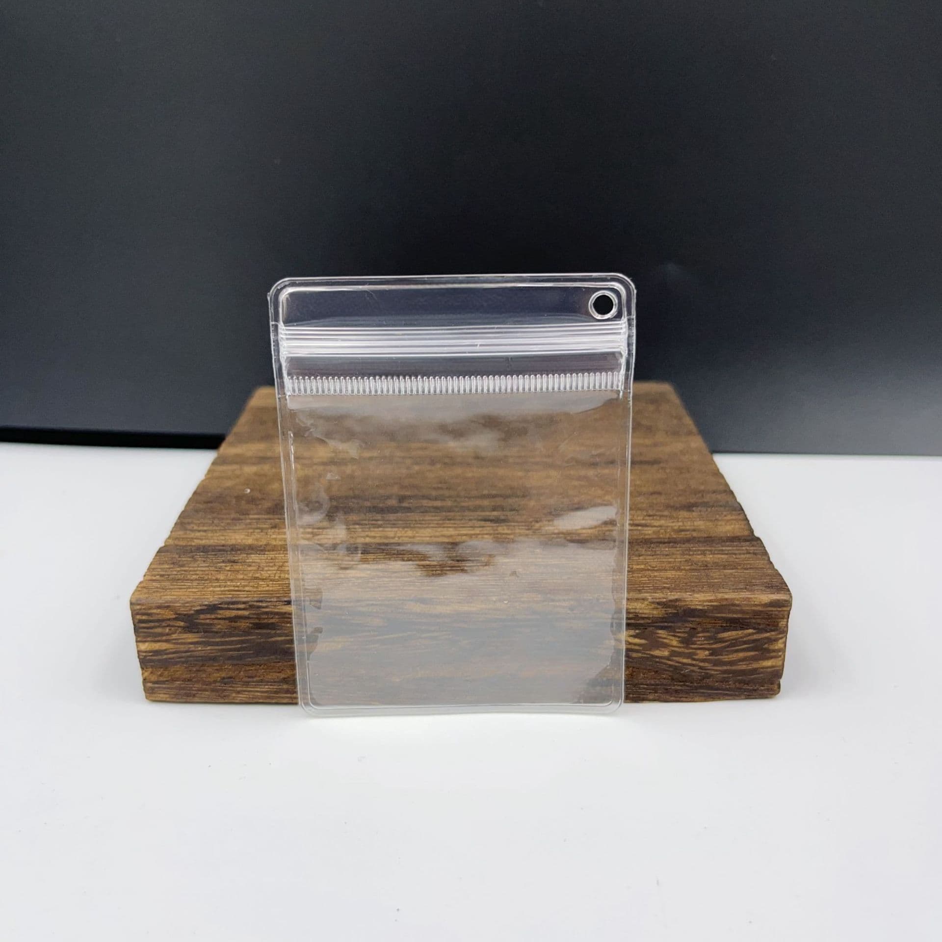 PVC Offset Hole Transparent Self-Sealing Bag Jewelry Anti-Oxidation Sealed Bag Keychain Packaging Bag with Hole