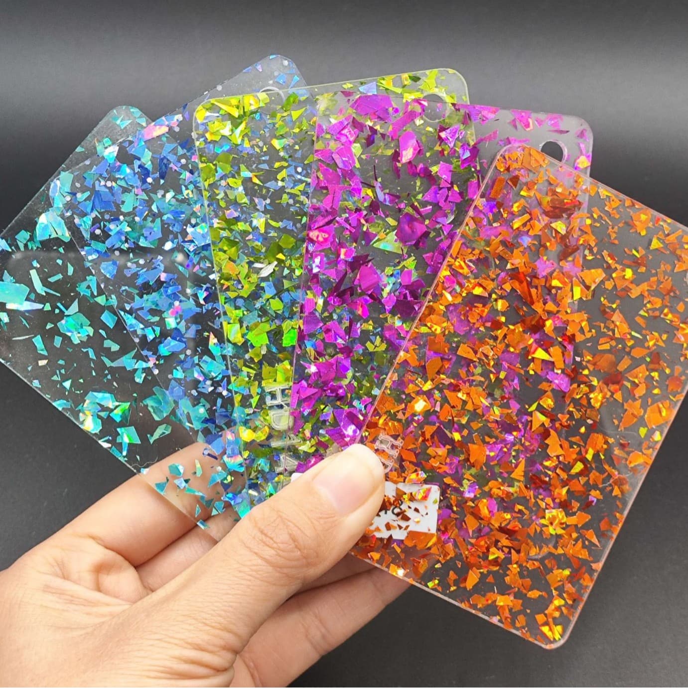 Transparent irregular fragment glitter acrylic manufacturer direct sales, various specifications decorative processing organic glass sheet
