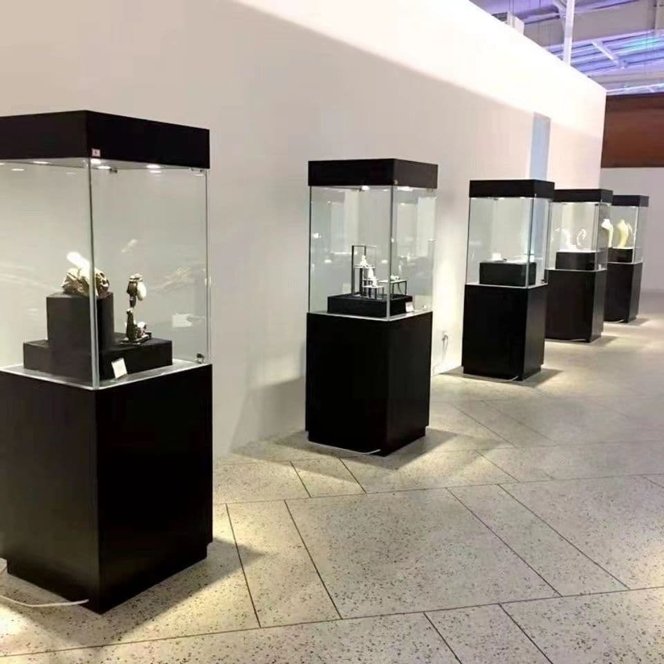 Museum Showcase Porcelain Fine Wood Display Cabinet Independent Jewelry Glass Counter Product Exhibition Counter