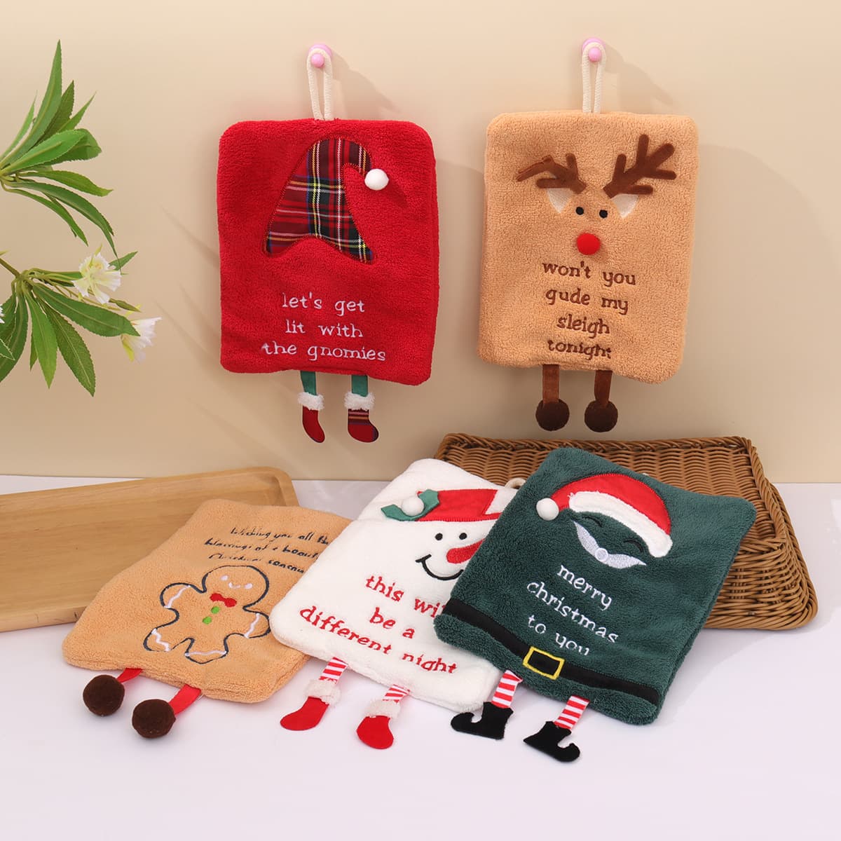 New Christmas Hanging Hand Towel, Thick Coral Fleece Kitchen Towel, Quick-Dry Absorbent Dishcloth, Cartoon Hand Towel