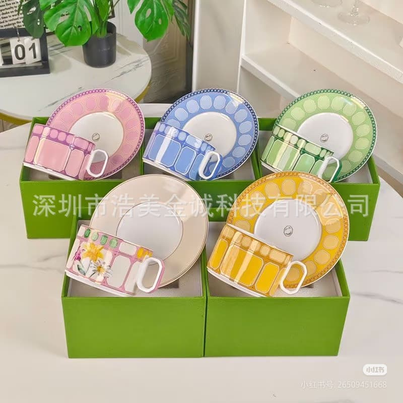 Cross-border Premium Light Luxury Bone China Coffee Cup Set Creative Coffee Cup Saucer Flower Tea Cup Pot Housewarming Gift Wholesale