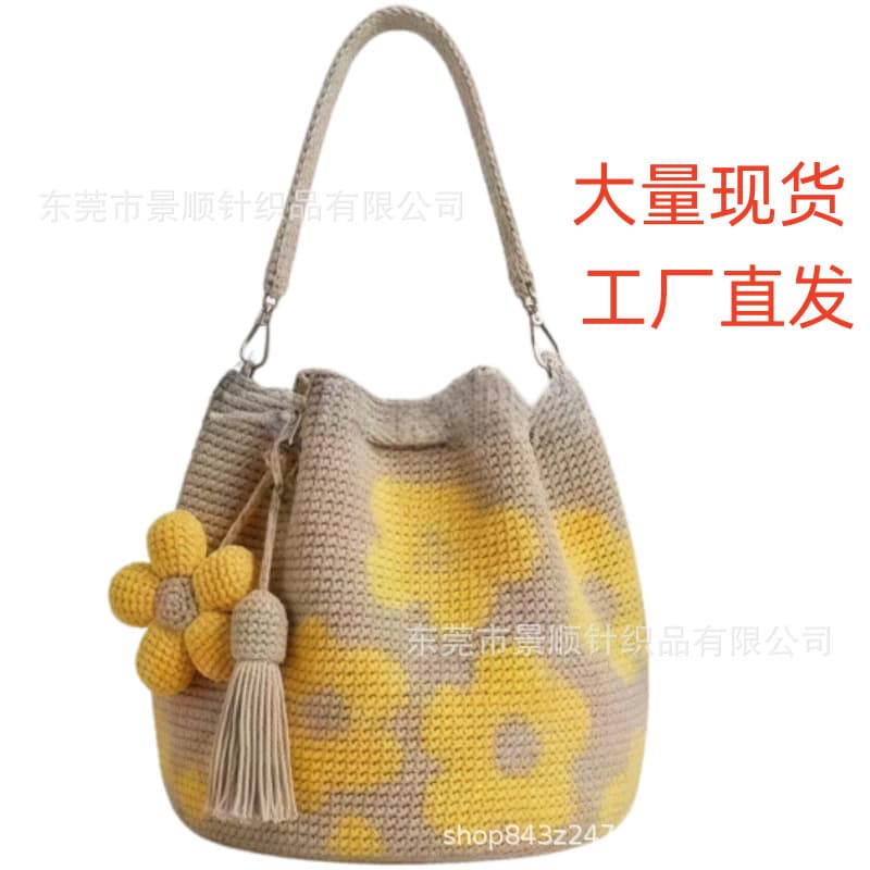 Cross-border bestseller Hand-Crocheted Floral Tote Bag