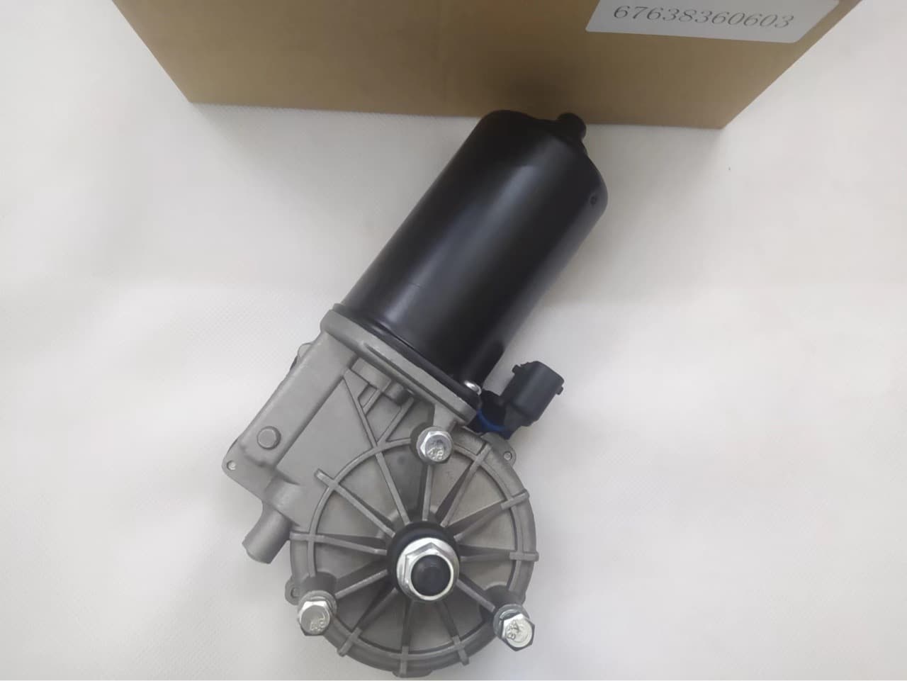 For BMW Old 5 Series E39 523525 Wiper Motor 528530 Wiper Motor 67638360603