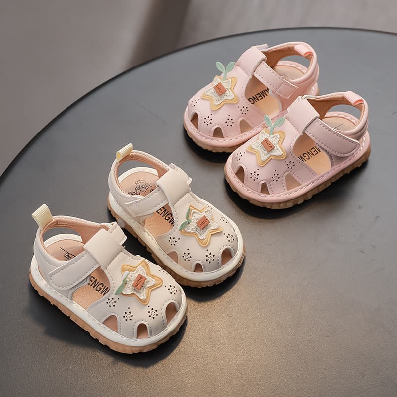 2025 Summer New Baby Toddler Walking Shoes Cartoon Light Soft Sole Baby Squeaky Shoes Cute Crocs