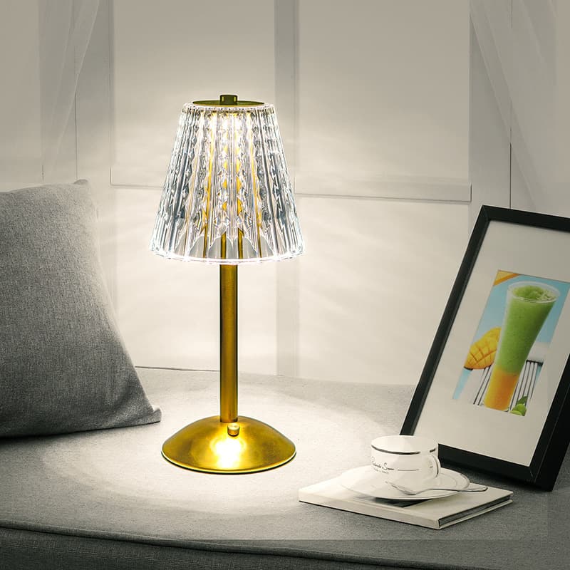 Cross-Border Bright Retro Iron Bedroom Bedside Lamp Rechargeable Night Light Atmosphere Lamp American Light Luxury Romantic Table Lamp