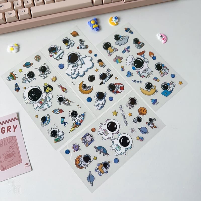 High-looking astronaut cute waterproof sticker ins sticker transparent ledger decoration material PVC cup sticker