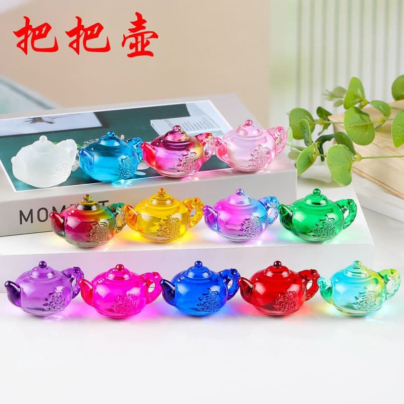 Crystal handle, a handheld item for playing mahjong and winning money, a lucky gift for home decoration, a crystal handle teapot ornament.