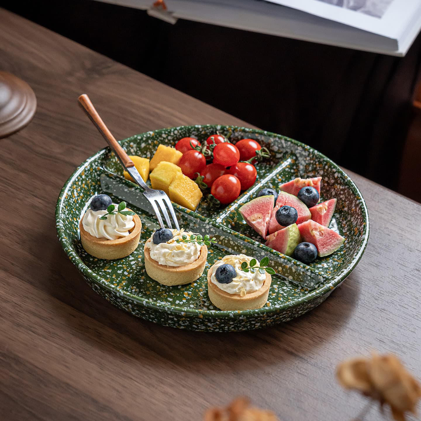 High-looking fat-reducing serving plate for children, one-person eating plate, household steaming plate, ceramic dish, fruit plate, splash-ink tray