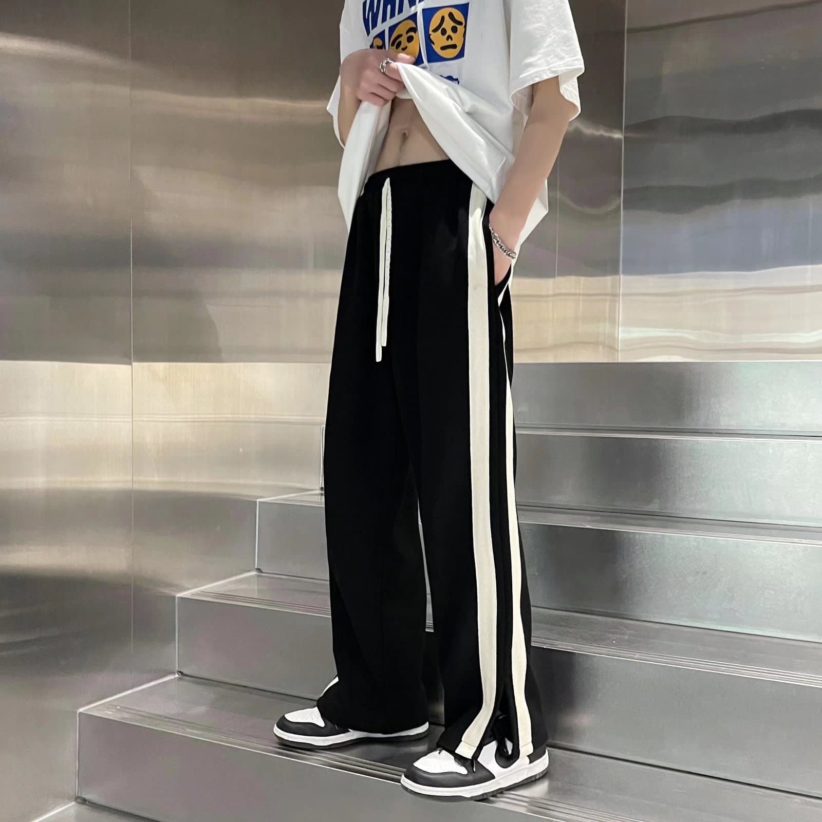 Casual pants for men, summer, loose, straight-legged, wide-legged trousers for couples, high street slit striped sweatpants for men