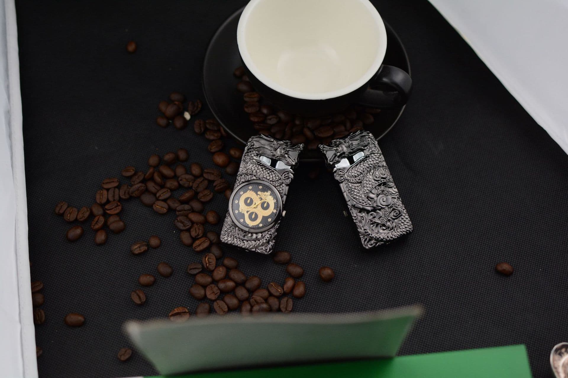 New Dragon-Tiger-Horse Windproof Metal Creative Lighter Factory Wholesale Supply for Distilleries, Hotels, and Gift Shops