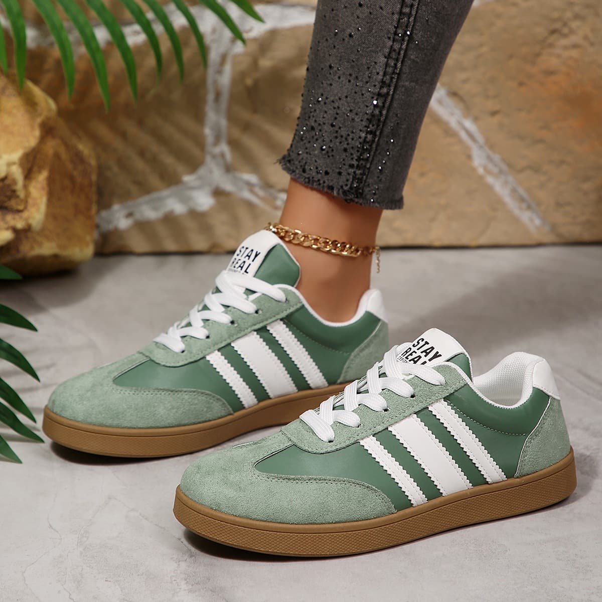 Women's Casual Shoes 2026 Spring/Summer New Arrival, Large Size German Training Shoes, Sneakers, Fashionable Board Shoes, Flat Shoes for Cross-Border Trade