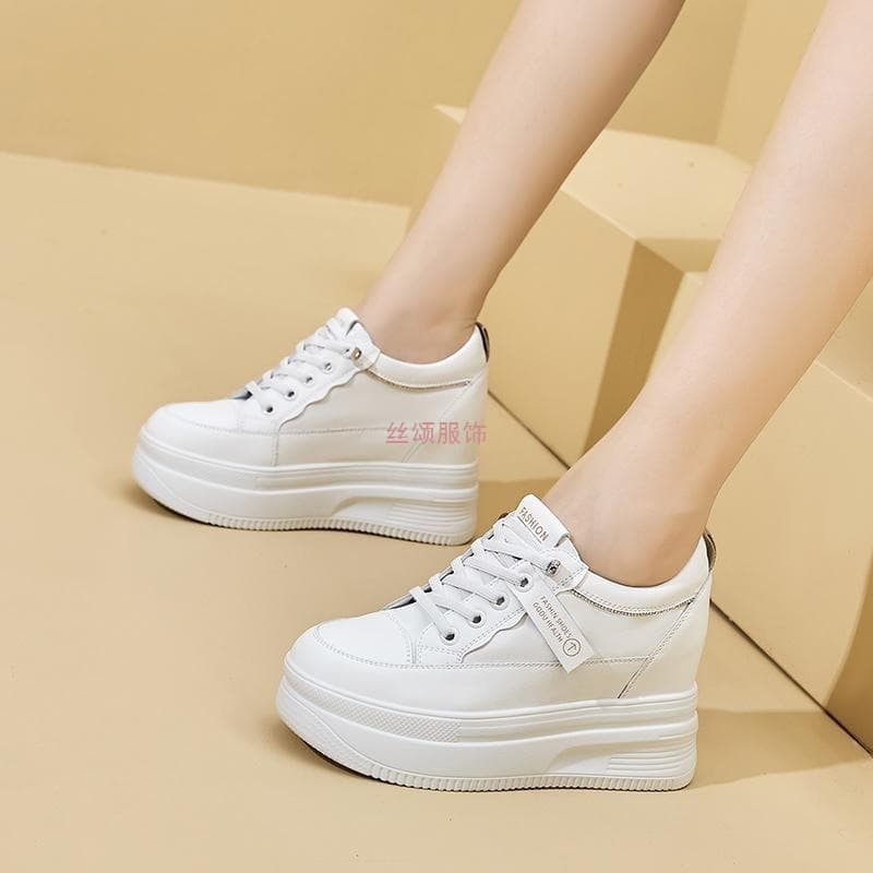 Factory direct sales platform shoes for women, 2025 autumn thick sole petite platform shoes lightweight white sneakers