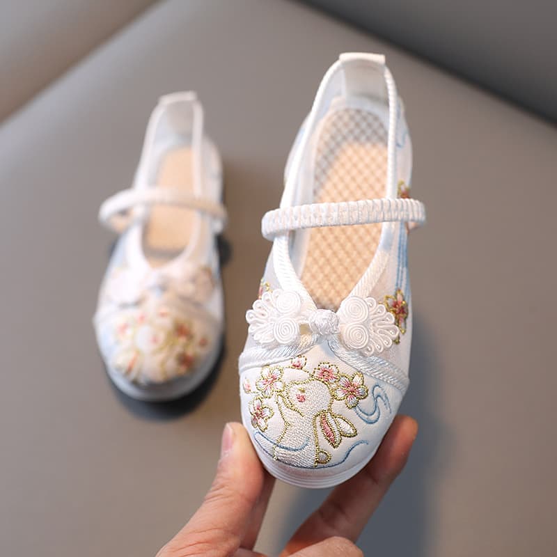 Girls' Sandals Hanfu Shoes Summer Embroidered Shoes Ancient Style Children's Shoes Breathable Mesh Single Shoes Old Beijing Cloth Shoes