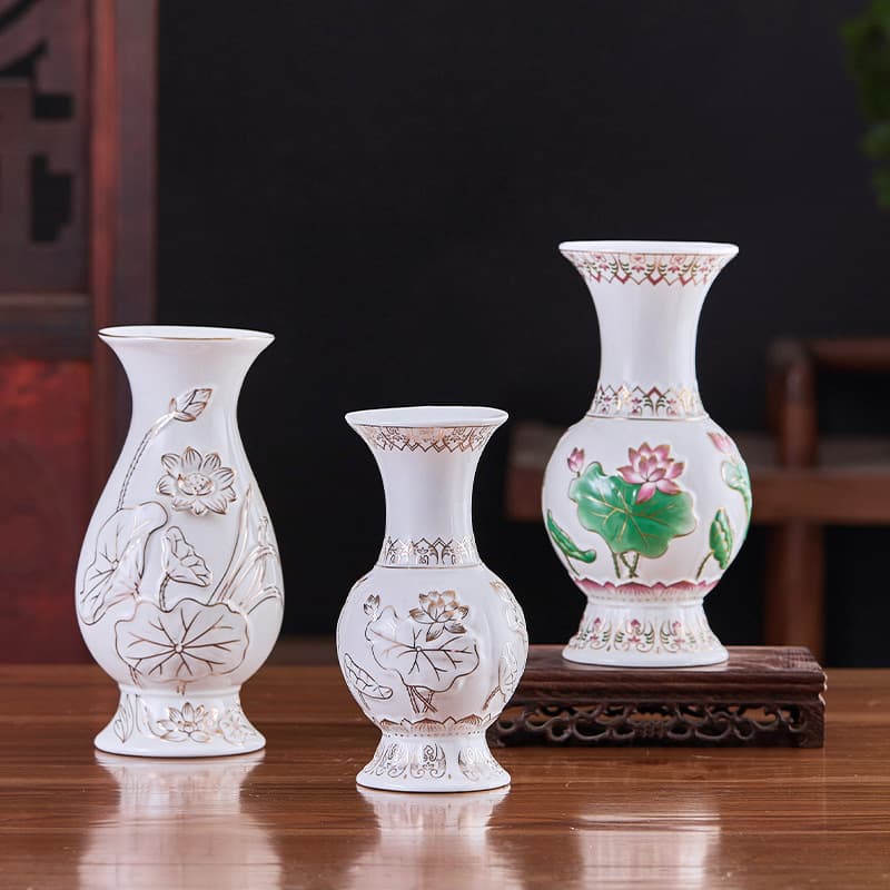 Ceramic lotus vase for offering flowers to Buddha, water bottle for Guanyin in Buddhist shrine, ornamental flower vase for offering flowers before Buddha, Buddhist supplies.