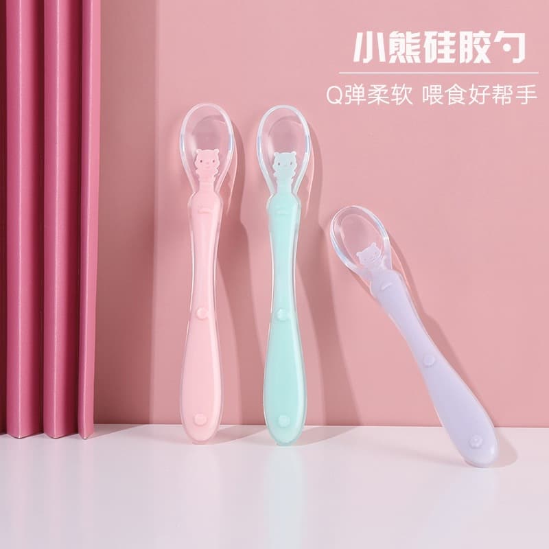 Baby eating silicone spoon, children's newborn soft spoon, baby food supplement feeding silicone spoon cartoon shape