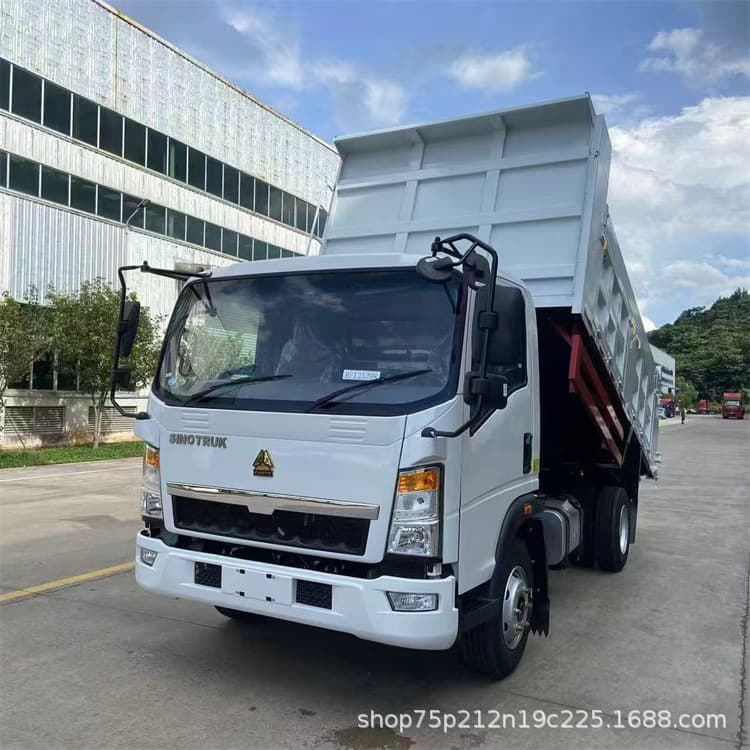 Sinotruk Howo Dump Transport Truck - 375 HP Port Carrier Vehicle, Rear 8-wheel Dump Engineering Truck for Export