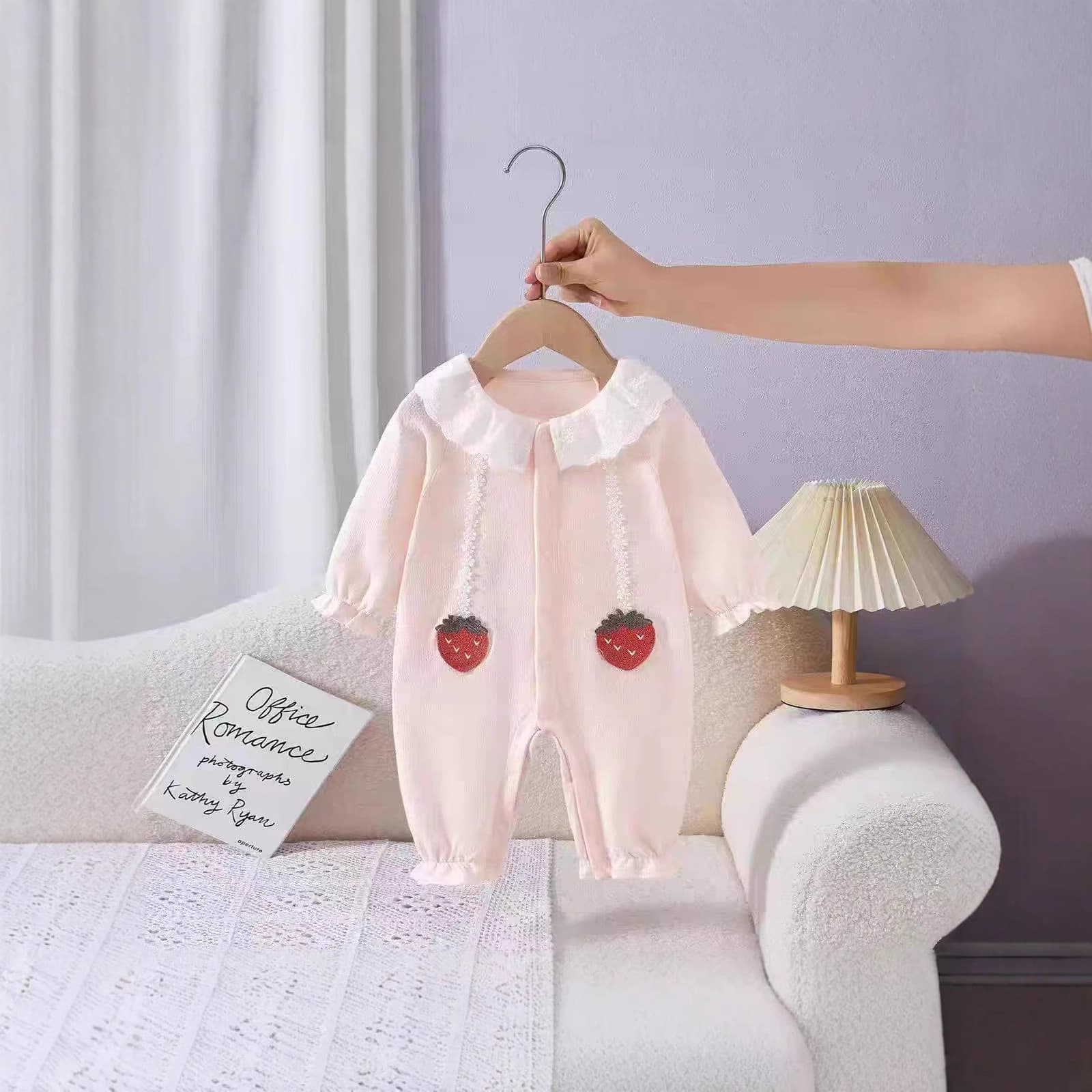 Cute baby clothes autumn new baby girl onesie cute 2025 style spring and autumn outing clothes crawling clothes