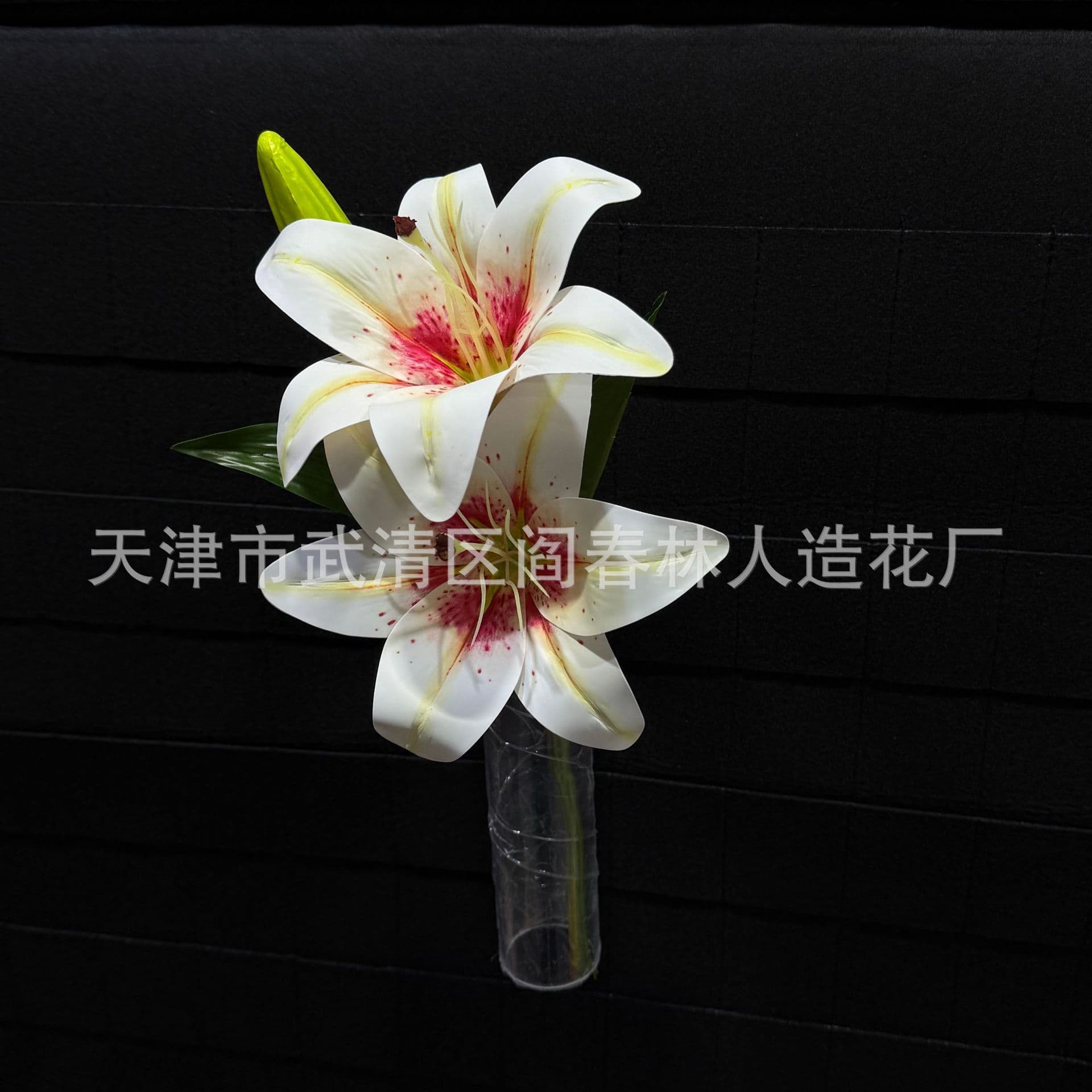 Artificial Lily Short Stem 2 Flowers 1 Bud PU Lily Background Decoration Wedding Export Fake Flower