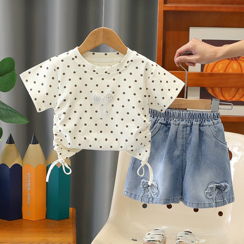 Girls Summer Outfit Set 2026 New Fashionable Baby Clothes Infant Thin Polka Dot Short Sleeve Shorts Two-Piece Set