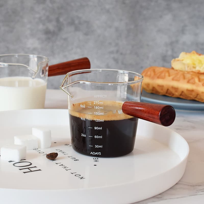 Extracted Espresso Coffee Milk Cup, Heat-Resistant Glass Wooden Handle, Handle Scale, Milk Jug, Sauce Pouring, Milk Jar, Gu Si Cup