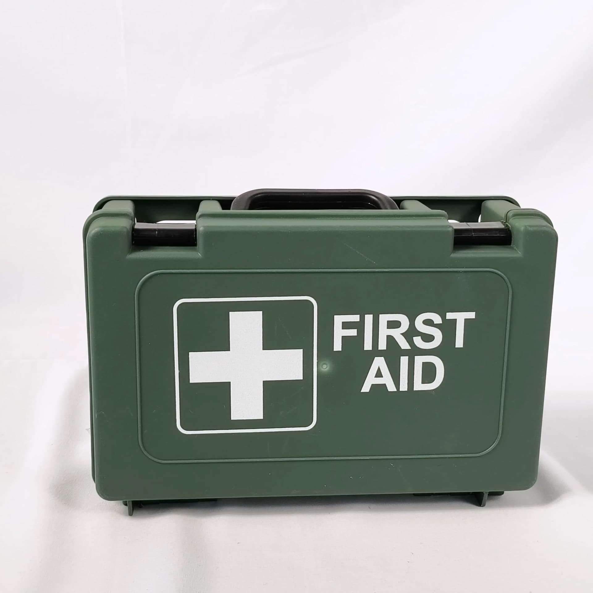 Export emergency box complete set including emergency accessories vehicle-mounted outdoor home emergency rescue box home storage storage box