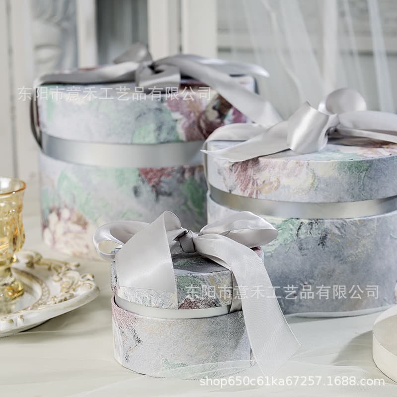 European-American Style Handheld Gift Box, Bridesmaid Souvenir Gift Box, Wedding Candy Box, Wedding Festive Hug Bucket Round Box Empty Box Wholesale