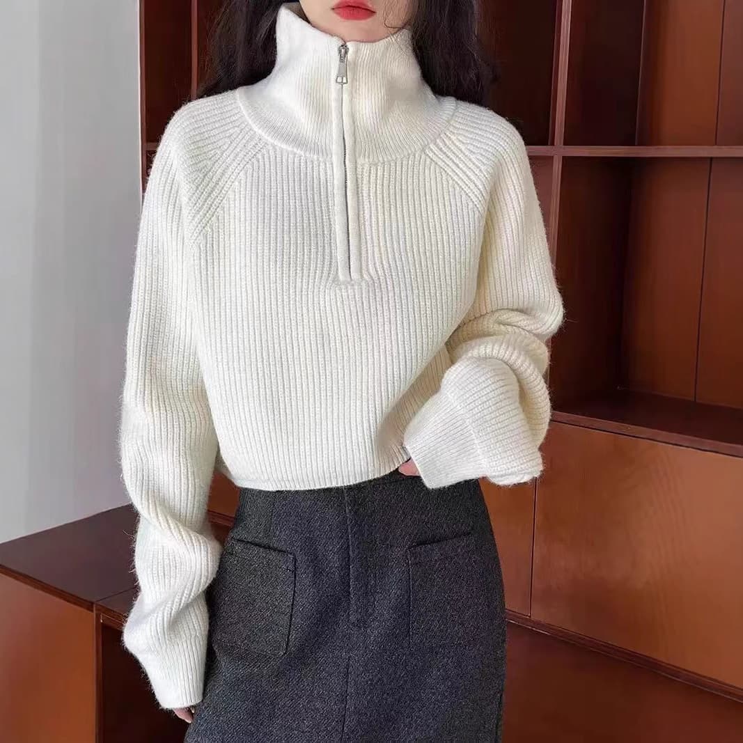 Designed Half-Zip Red Knit Sweater for Women, Autumn/Winter Casual Loose Short Style with Fashionable Relaxed Fit