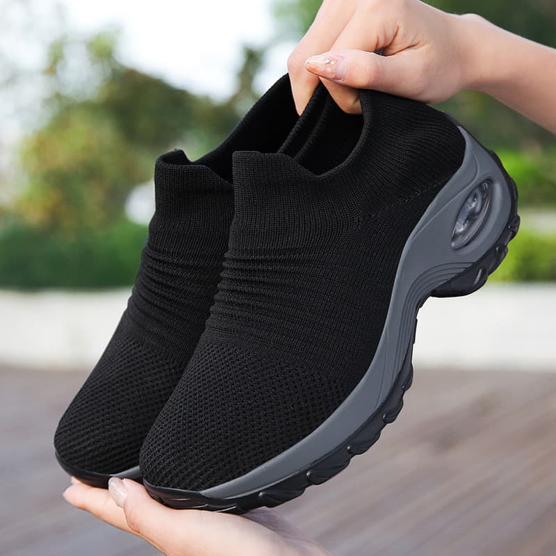 (New) Cross-Border Plus-Size Women's Air Cushion Shoes, Fly-Knit Casual Slip-On Shoes, Fashionable Rocking Shoes, Quanzhou Sneakers