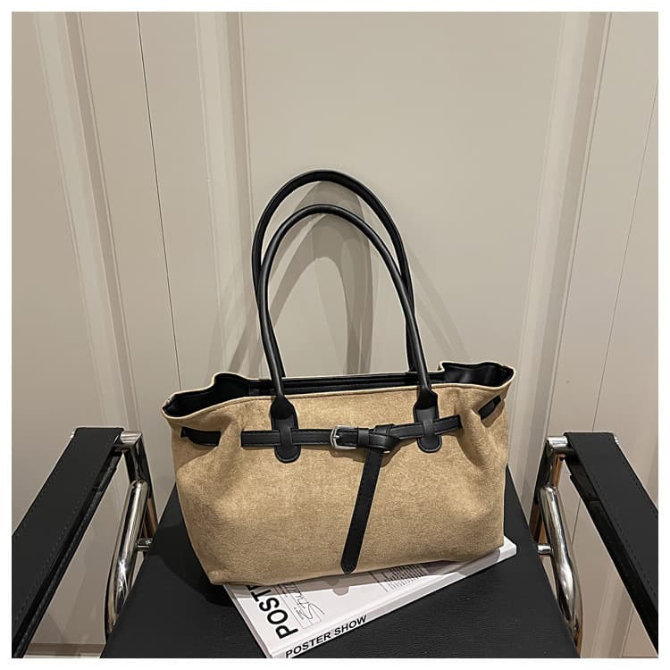 Vintage Chic Refined Tote Bag for Women 2025 Fall New Trend Large Capacity Suede Simple Shoulder Underarm Bag