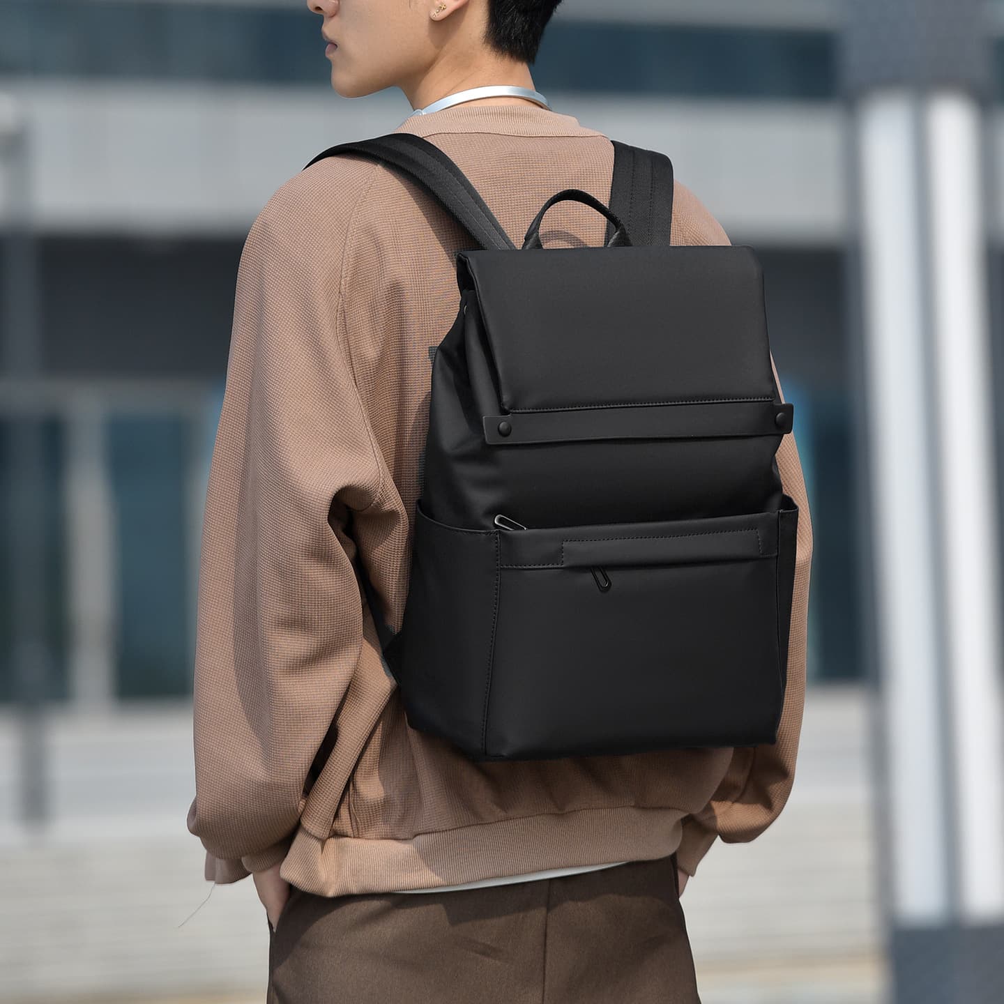 2026 New Men's Large Capacity Backpack Fashion Business Laptop Bag Minimalist Commuter Backpack Travel Backpack