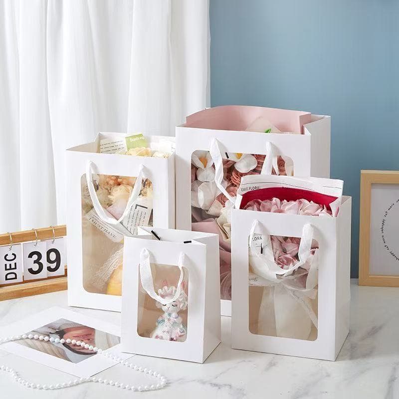Valentine's Day gift packaging bag Teacher's Day packaging gift bag Thickened kraft paper bag High-end portable paper bag