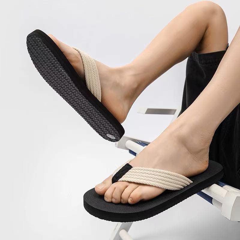 2025 Summer British Style Flip Flops for Men, Korean Version Anti-Slip Thong Sandals, Beach Shoes, Large Size Cross-Border Cool Sandals