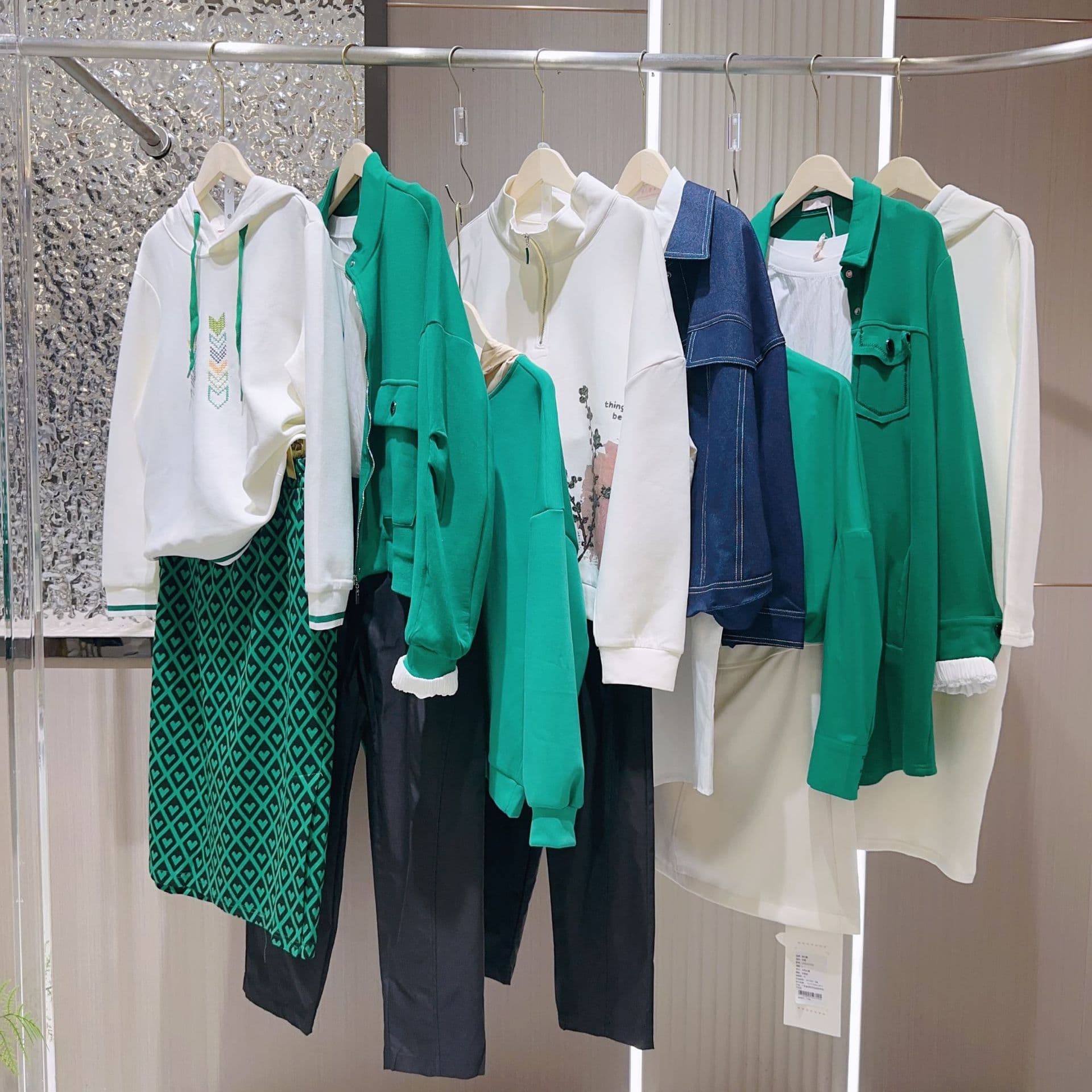 Shifan Women's Outerwear Clearance Sale, Mixed Items, Brand Discount Women's Clothing, Wholesale Available, Live Streaming, Factory Direct Sales