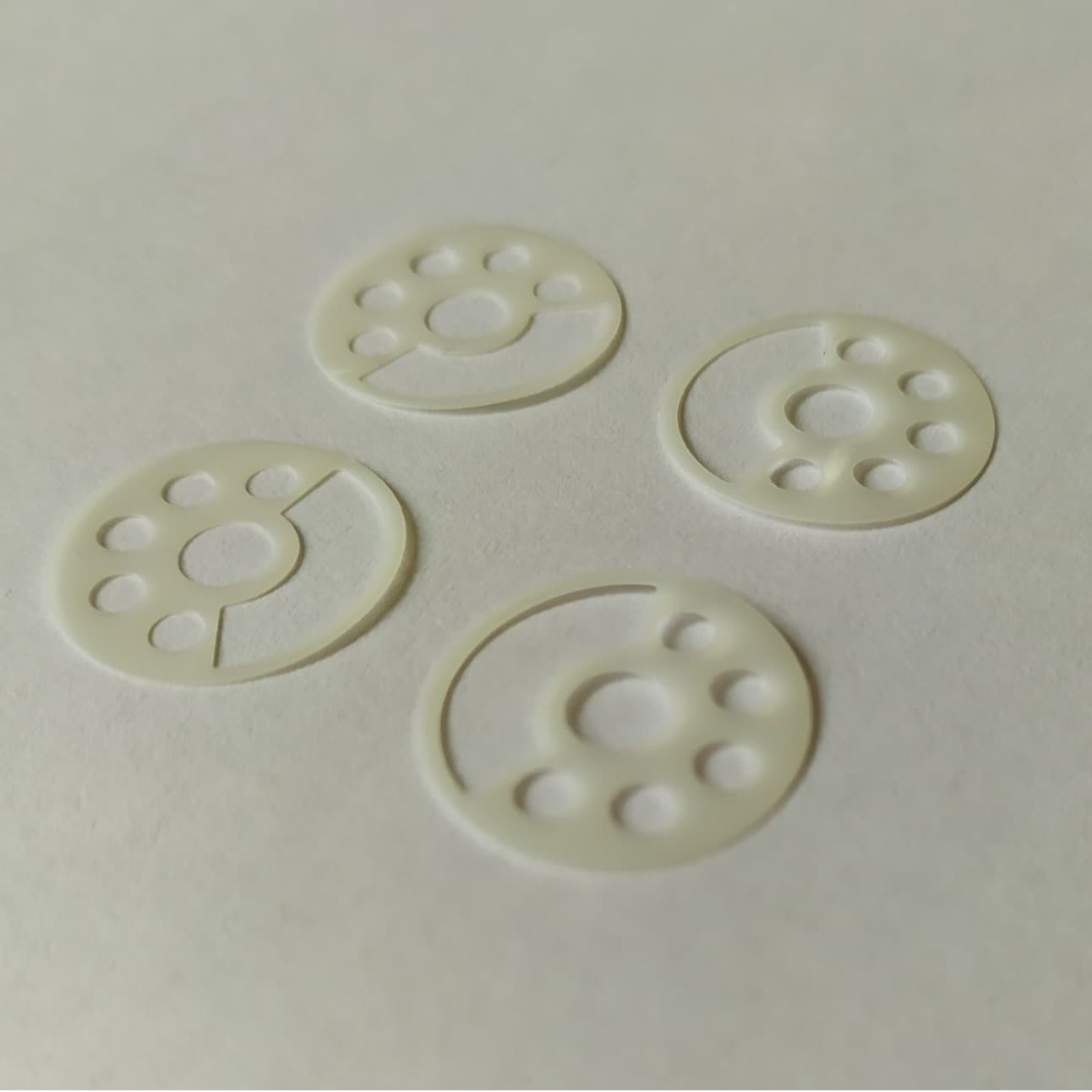 Blogs 21700 cylindrical lithium battery cell upper and lower gaskets, insulating washers, insulating gaskets, insulating plates