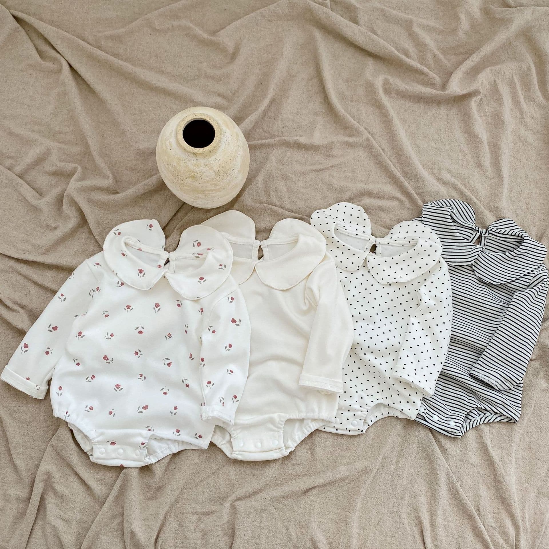 Pure cotton spring and autumn Korean style baby clothes for baby girls lapel jumpsuit bottoming bag fart clothes one-year-old princess harem