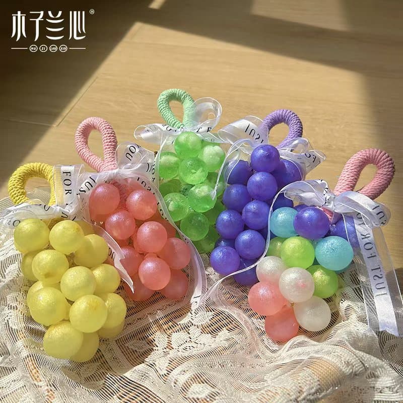 Cross-border Pearlized Grape Cluster Handmade Soap, Artificial Fruit Crystal Soap, Essential Oil Soap, Gift, Long-lasting Fragrance Face Wash Soap