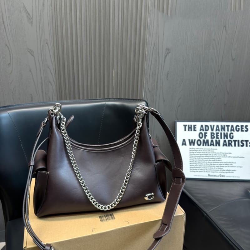 2026 New High-Quality Motorcycle Bag Pocket Juliet 30 Shoulder Bag C-Clasp Crossbody Bag Women's Bag Underarm Bag