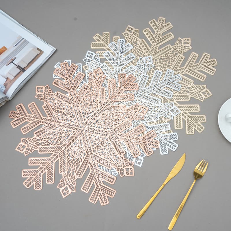 Cross-border Christmas Snowflake Stamping PVC Placemat Waterproof Insulated Anti-scalding Table Mat Holiday Party Decorative Western Placemat