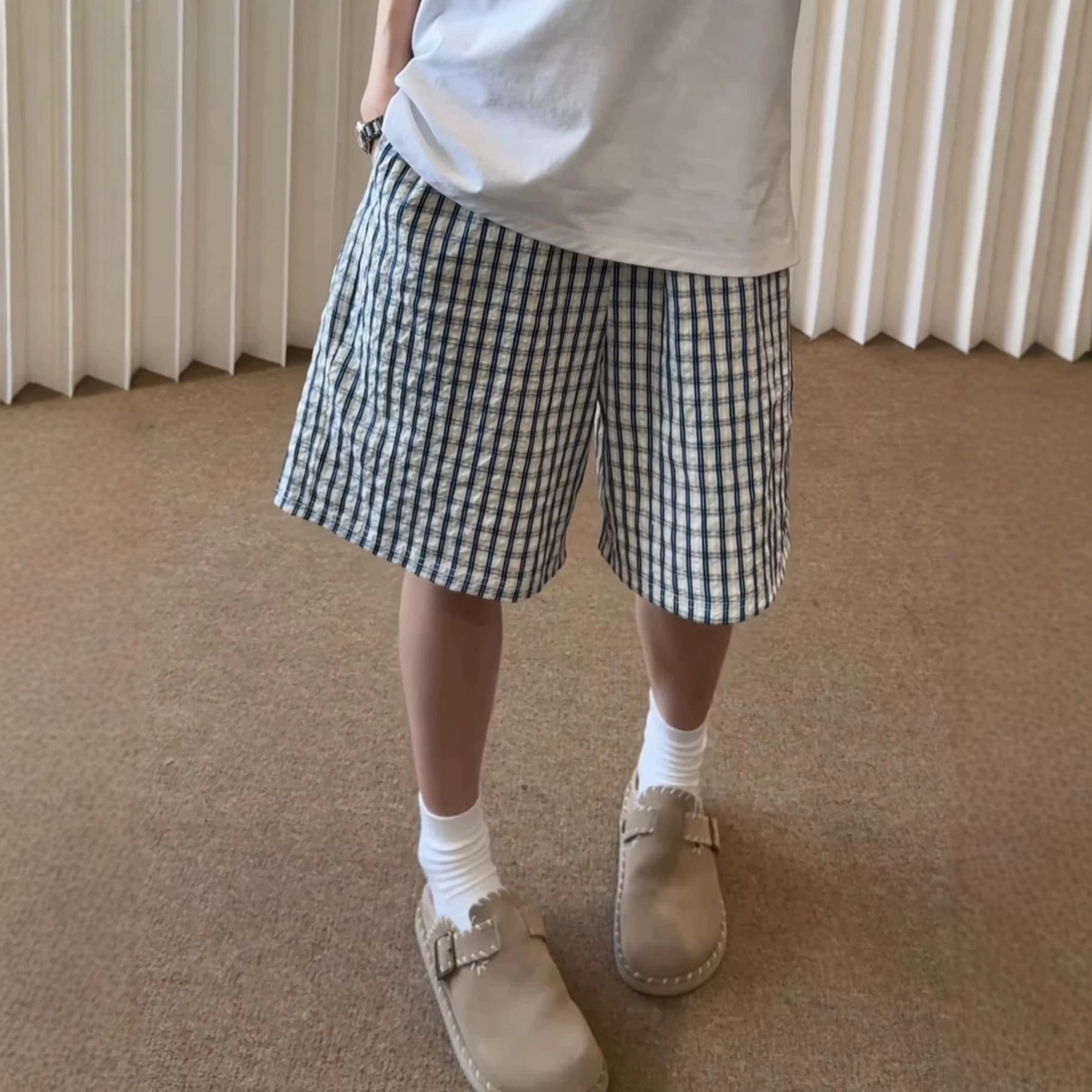 American retro blue seersucker plaid shorts men's summer trendy brand quick-drying ice silk pants straight-leg four-quarter pants